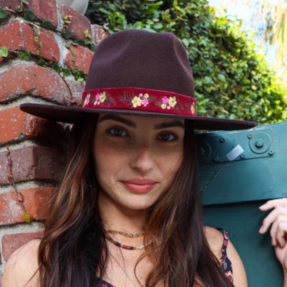 RArE! WyethxFrida embroidered hat rancher